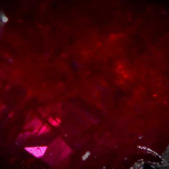 Winza Ruby 1.74ct Solid 18K White Gold Ring - Picture 3 of 7